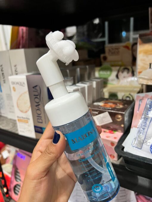 ESPUMA CON CEPILLO EXFOLIANTE