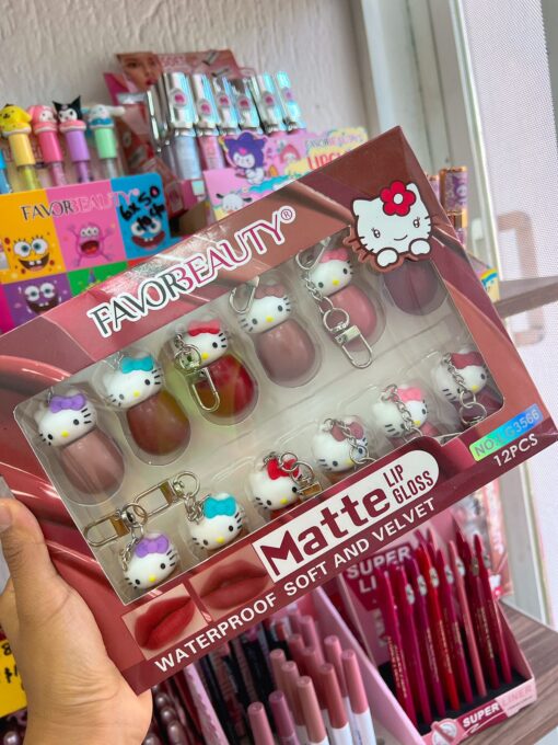 Labial kitty mate